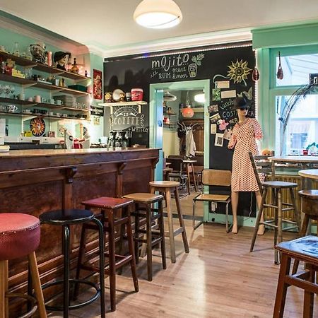 Vakantiewoning In Mol Centrum Met Eigen Bar "Casacuriosa" Extérieur photo