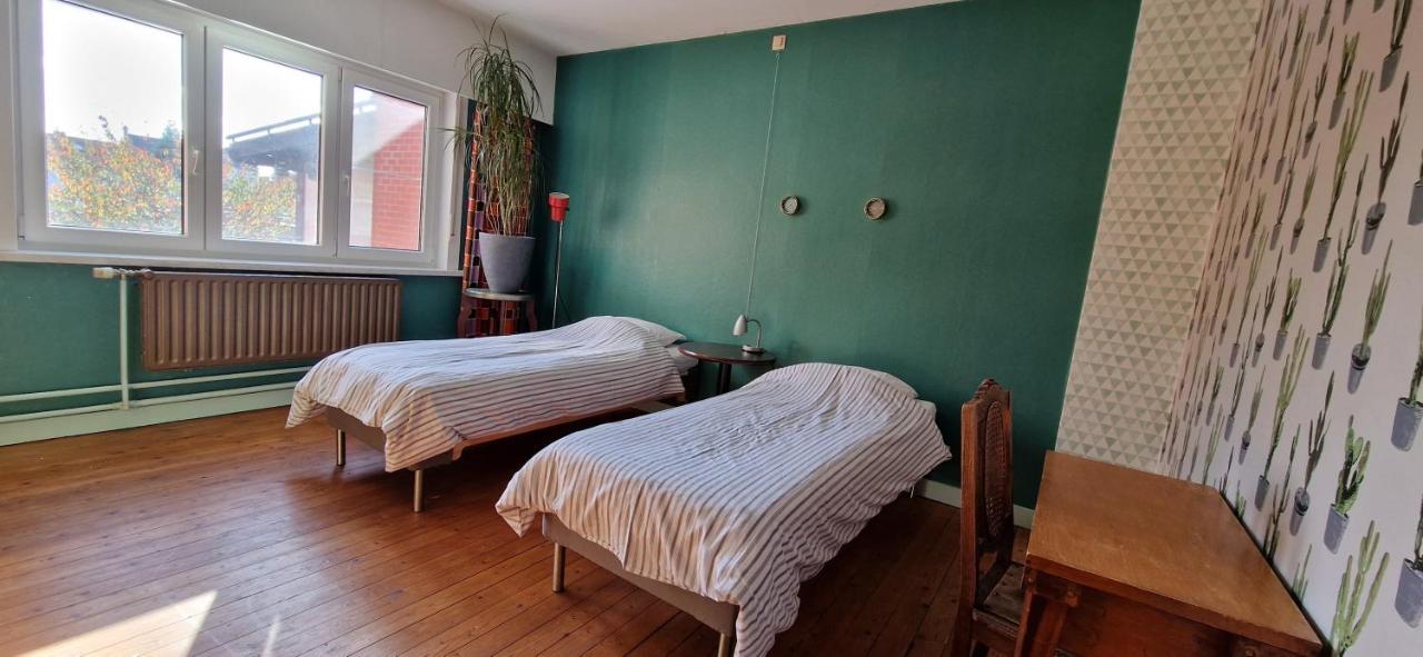 Vakantiewoning In Mol Centrum Met Eigen Bar "Casacuriosa" Extérieur photo