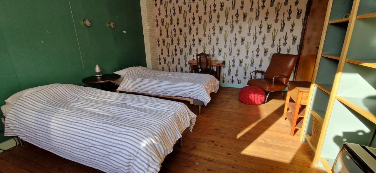 Vakantiewoning In Mol Centrum Met Eigen Bar "Casacuriosa" Extérieur photo